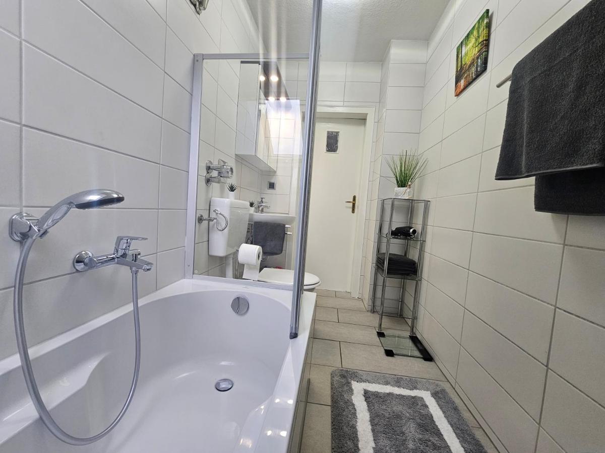 Exklusives Und Helles Dachgeschoss-Apartment No 3 Im Zentrum Von Kassel, Schnelles 1Gbit Internet, Geschirrspueler, Boxspringbetten Esterno foto
