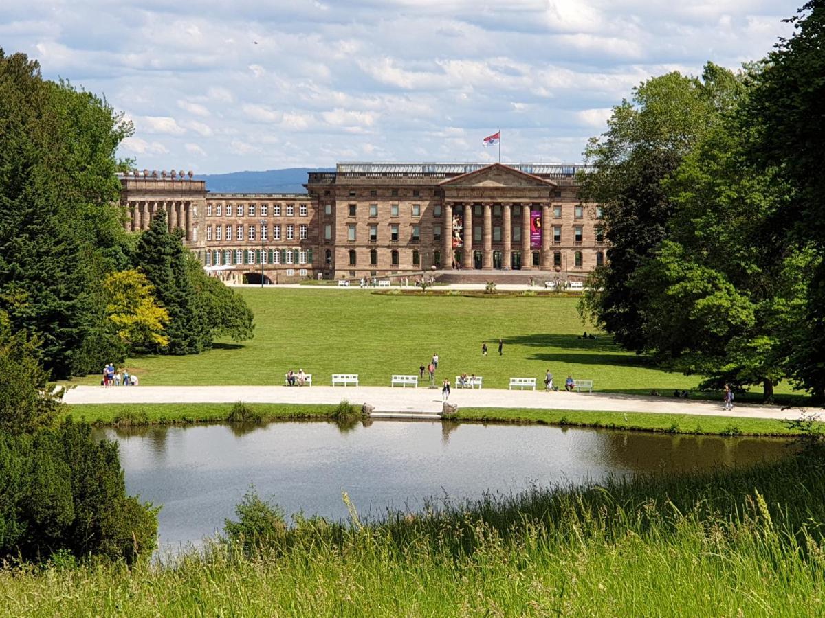 Exklusives Und Helles Dachgeschoss-Apartment No 3 Im Zentrum Von Kassel, Schnelles 1Gbit Internet, Geschirrspueler, Boxspringbetten Esterno foto